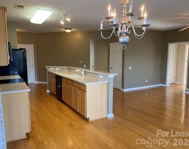 14744 Via Sorrento Drive - Photo Thumbnail 19