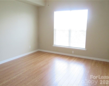 14744 Via Sorrento Drive - Photo Thumbnail 7