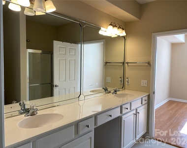 14744 Via Sorrento Drive - Photo Thumbnail 6