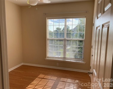 14744 Via Sorrento Drive - Photo Thumbnail 13