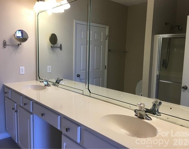 14744 Via Sorrento Drive - Photo Thumbnail 5
