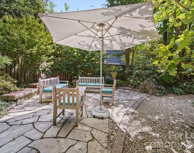 923 Henley Place - Photo Thumbnail 42