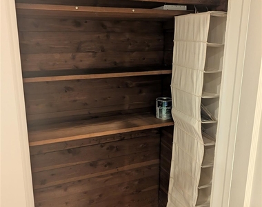 923 Henley Place - Photo Thumbnail 17