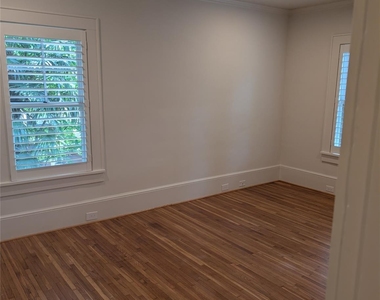 923 Henley Place - Photo Thumbnail 21