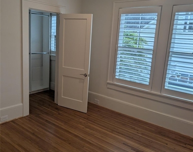 923 Henley Place - Photo Thumbnail 15