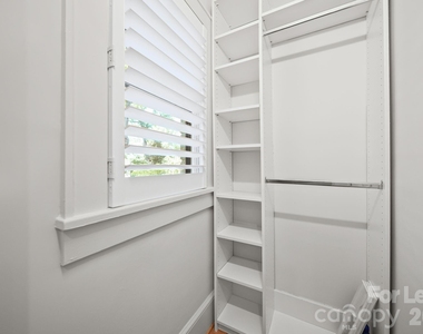 923 Henley Place - Photo Thumbnail 28