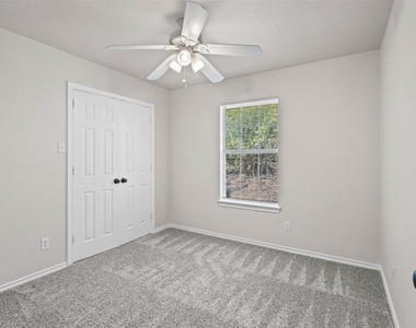 904 E 3rd B Street - Photo Thumbnail 19