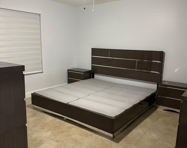 12634 Sw 256th Terrace - Photo Thumbnail 6