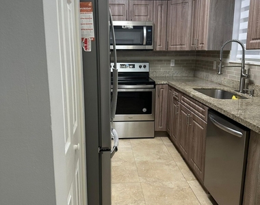 12634 Sw 256th Terrace - Photo Thumbnail 7