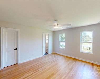 3600 Carmel Road - Photo Thumbnail 32
