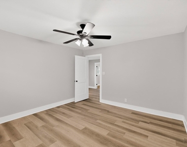 5313 Libbey Avenue - Photo Thumbnail 26