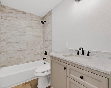 5313 Libbey Avenue - Photo Thumbnail 17