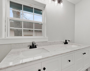 5313 Libbey Avenue - Photo Thumbnail 15