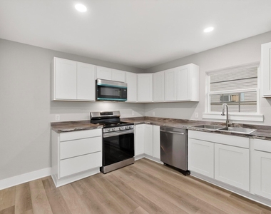5313 Libbey Avenue - Photo Thumbnail 5