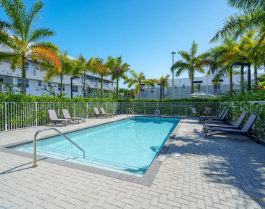 405 Ne 35th Court - Photo Thumbnail 26