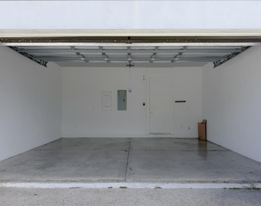 405 Ne 35th Court - Photo Thumbnail 19