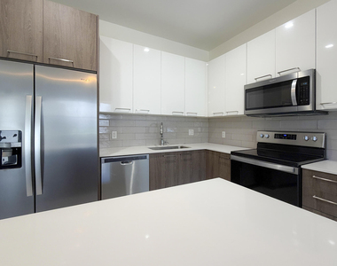 405 Ne 35th Court - Photo Thumbnail 5