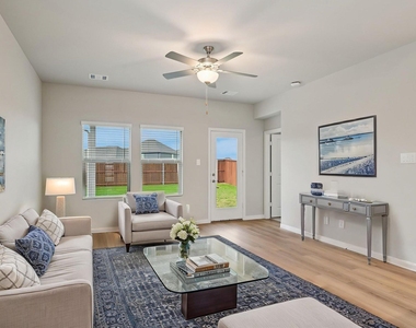 3704 Deer Drive - Photo Thumbnail 3