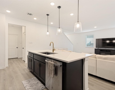 513 Waterhouse Lake Drive - Photo Thumbnail 6