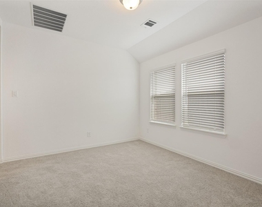 513 Waterhouse Lake Drive - Photo Thumbnail 20