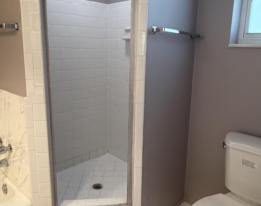 220 Washingtonia Avenue - Photo Thumbnail 12