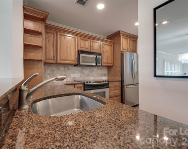 646 Portside Drive - Photo Thumbnail 5