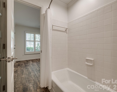 646 Portside Drive - Photo Thumbnail 15