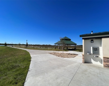 4003 Cottontail Drive - Photo Thumbnail 16