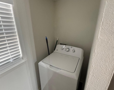 237 Volunteer Drive - Photo Thumbnail 5