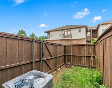 8607 Calvin Road - Photo Thumbnail 8
