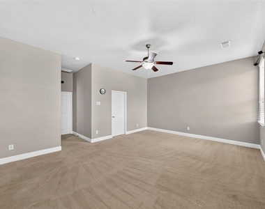 8607 Calvin Road - Photo Thumbnail 35