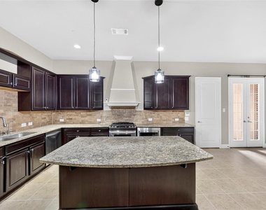 8607 Calvin Road - Photo Thumbnail 18