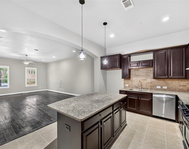 8607 Calvin Road - Photo Thumbnail 15