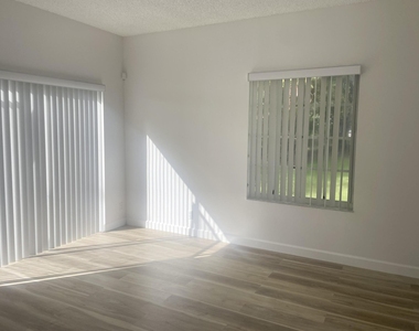 9888 Kamena Circle - Photo Thumbnail 2