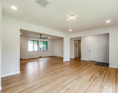 3517 Woodleigh Drive - Photo Thumbnail 4
