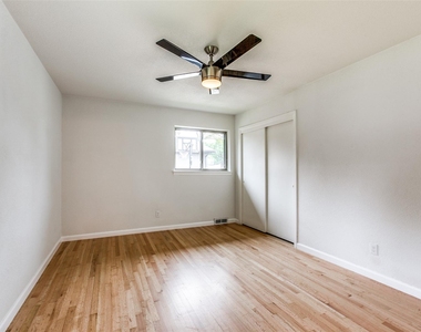 3517 Woodleigh Drive - Photo Thumbnail 19