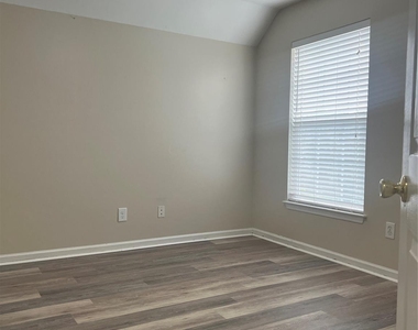 11850 Ansted Way Court - Photo Thumbnail 5