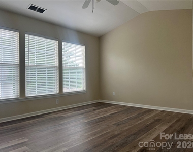 11850 Ansted Way Court - Photo Thumbnail 4