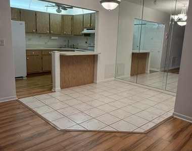 445 Pine Glen Lane - Photo Thumbnail 2