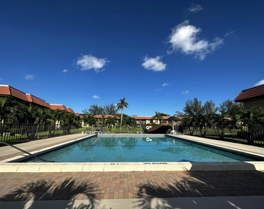 21904 Lake Forest Circle - Photo Thumbnail 17