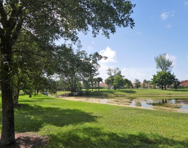 21904 Lake Forest Circle - Photo Thumbnail 20
