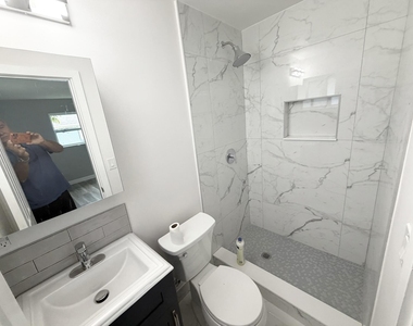 6200 Sw 41st Place - Photo Thumbnail 13