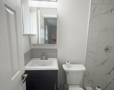 6200 Sw 41st Place - Photo Thumbnail 15