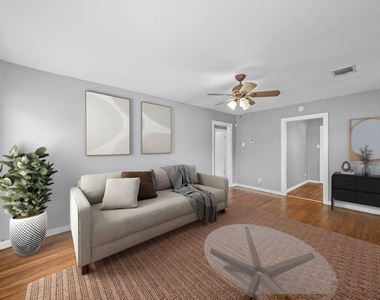 3324 W Clarendon Drive - Photo Thumbnail 1