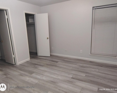 12816 Midway Road - Photo Thumbnail 3