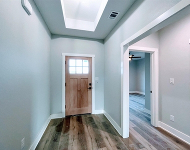 4914 Dry Creek Road - Photo Thumbnail 1