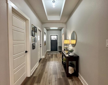 4914 Dry Creek Road - Photo Thumbnail 3
