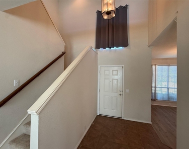 1740 Hidden Brook Drive - Photo Thumbnail 4
