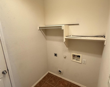 1740 Hidden Brook Drive - Photo Thumbnail 17