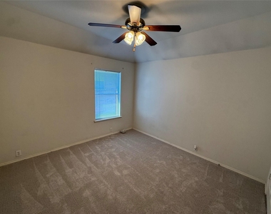 1740 Hidden Brook Drive - Photo Thumbnail 27